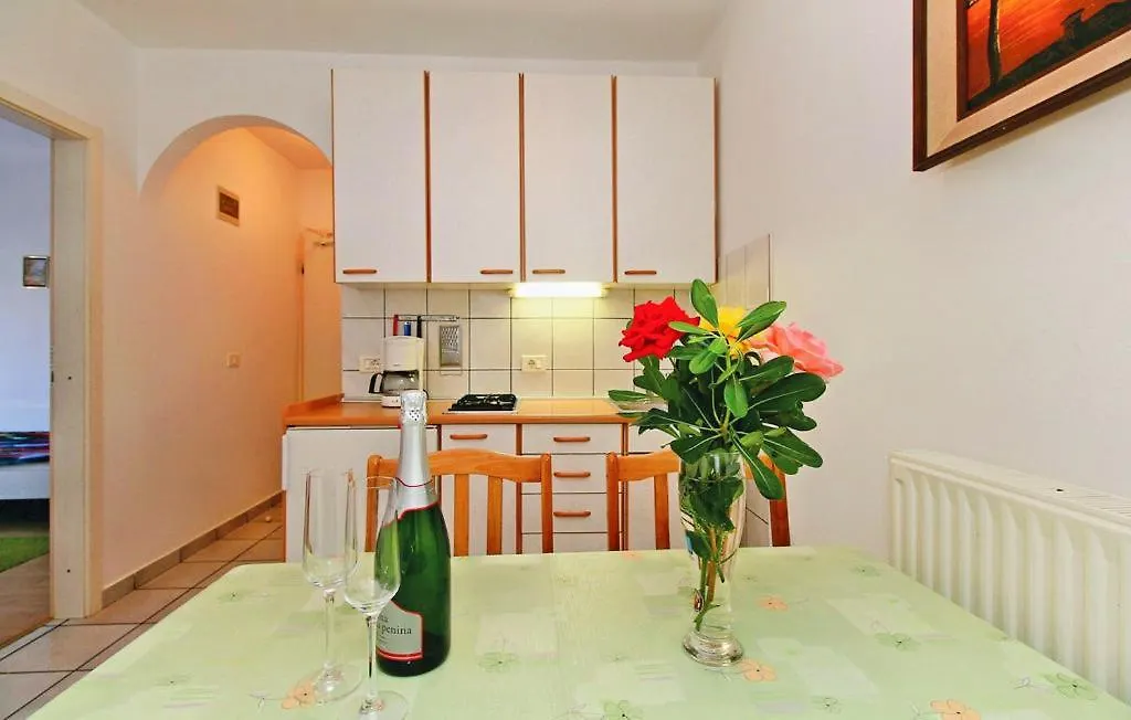 Apartments Vesna 343 Porec