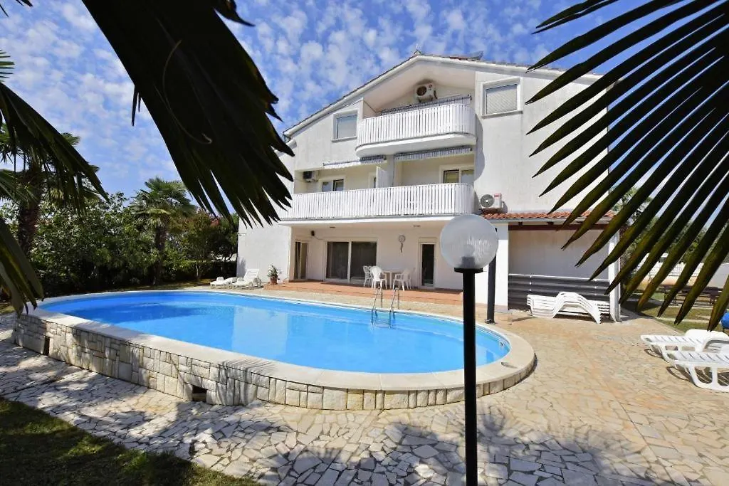 Apartments Vesna 343 Porec