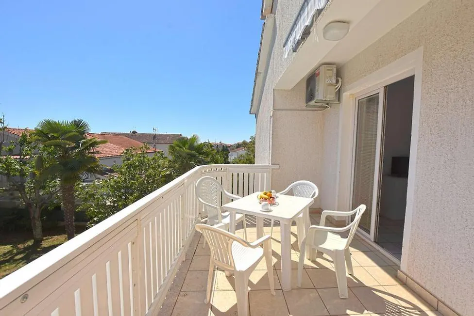 Apartments Vesna 343 Porec