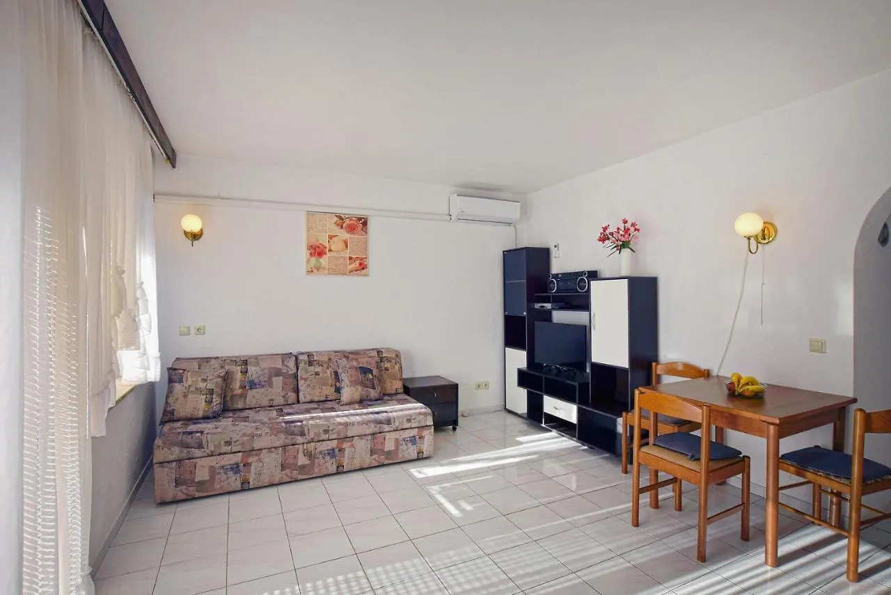 Apartments Vesna 343 Porec
