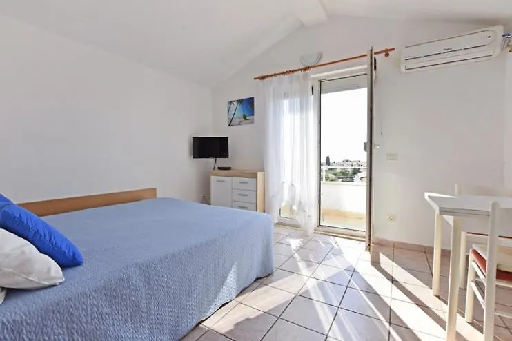 Apartments Vesna 343 Porec 0*,  Croatia