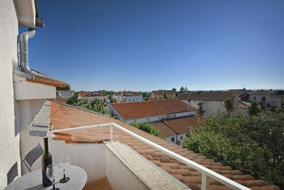 Apartments Vesna 343 Porec